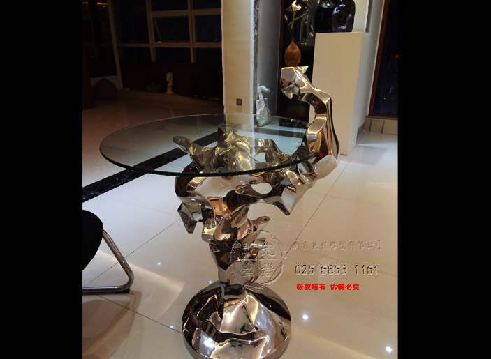 ����־����Բ��̫��ʯ�����������Ӳ���Բ��